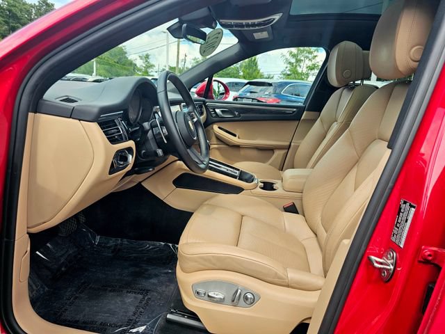 Used 2022 Porsche Macan AWD/4WD image 17