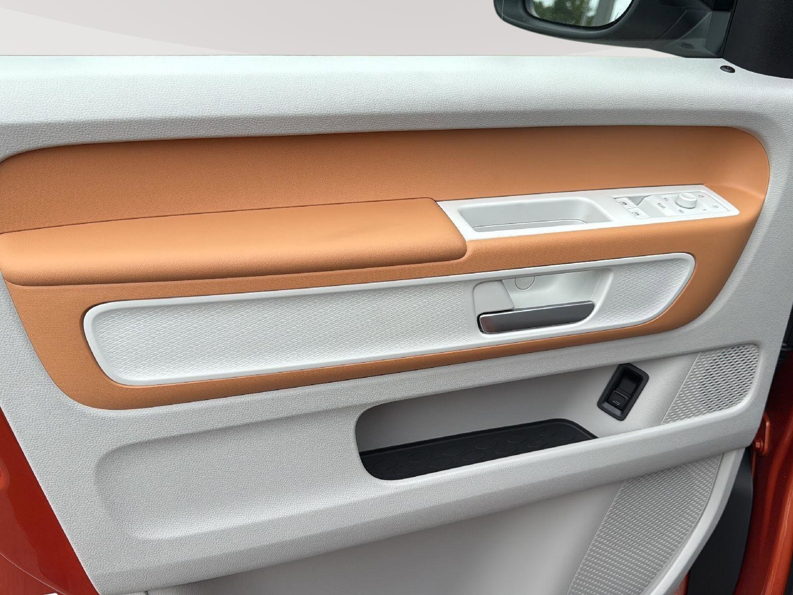 New 2025 Volkswagen ID. Buzz 1st Edition image 11