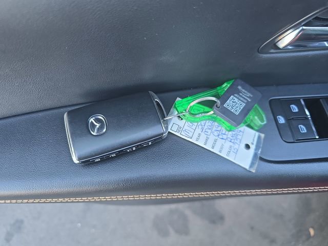 Used 2024 MAZDA CX-90 Plug-In Hybrid w/ Preferred image 30