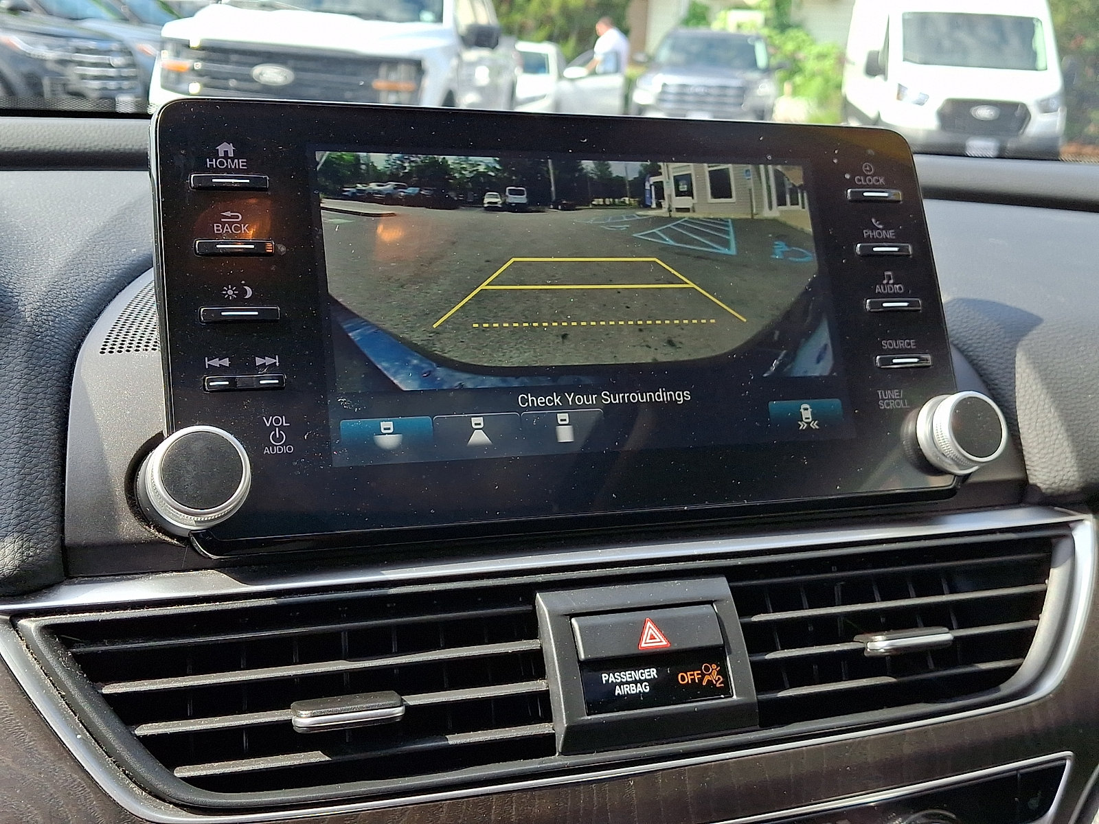 Used 2019 Honda Accord EX image 19