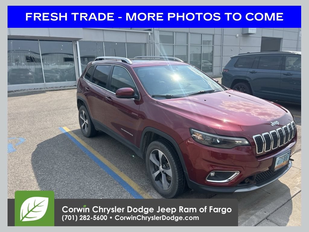 Used 2019 Jeep Cherokee Limited w/ Technology Group AWD/4WD image 1