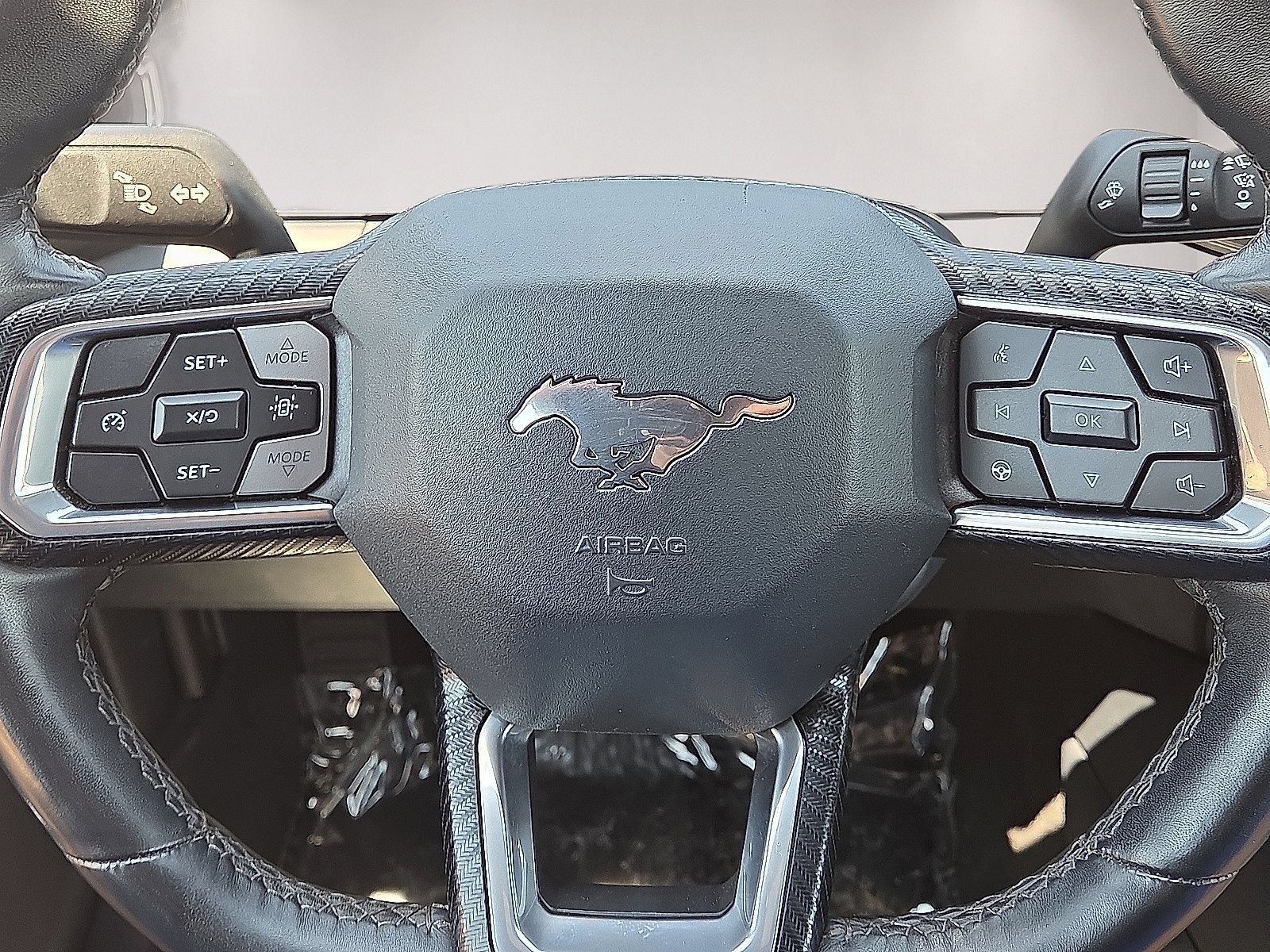 Used 2024 Ford Mustang Premium RWD image 31