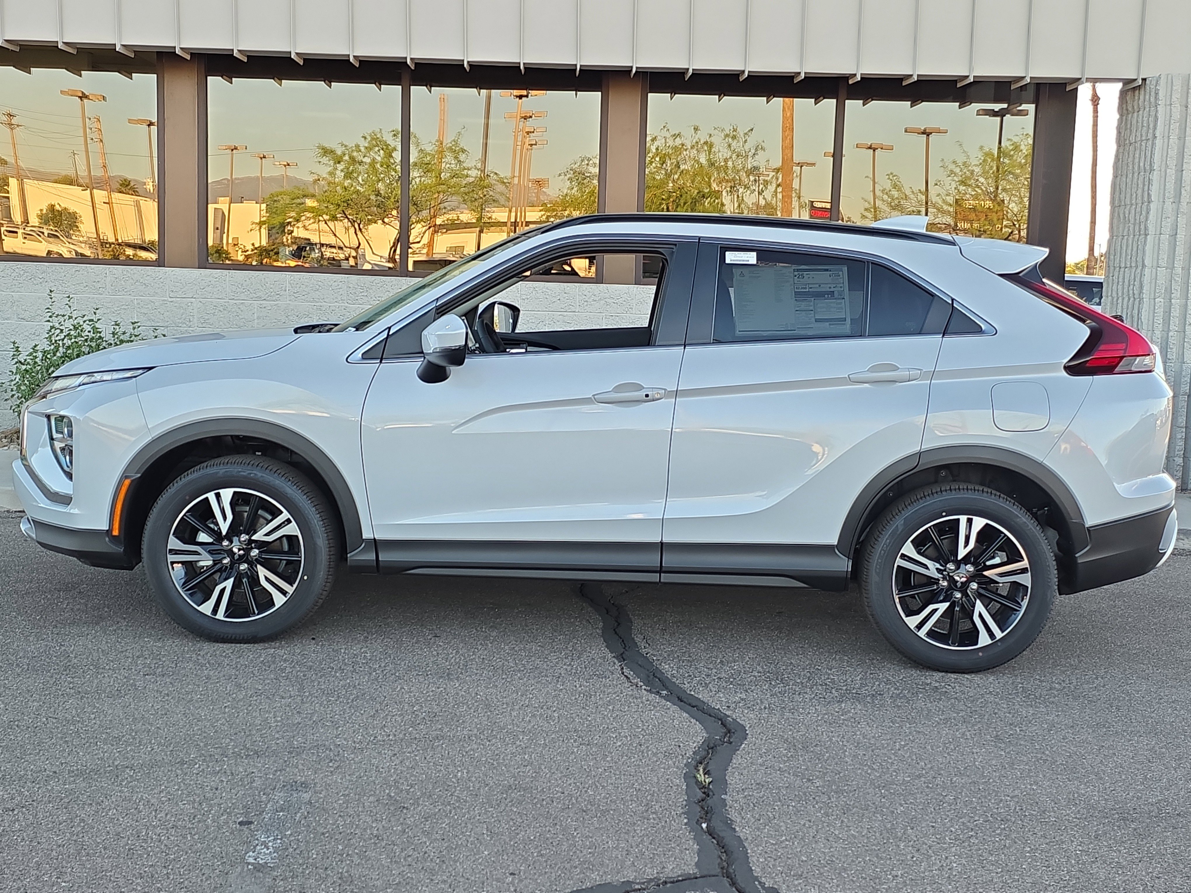 New 2026 Mitsubishi Eclipse Cross SE image 4