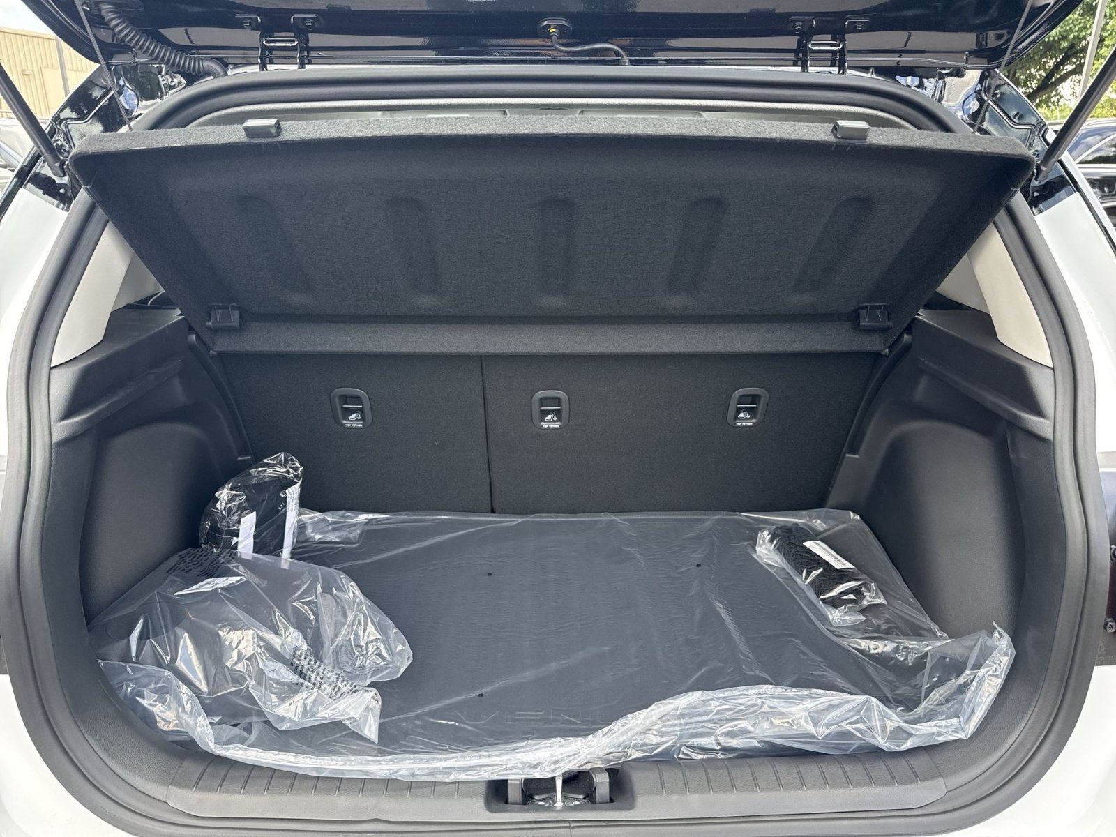 New 2026 Hyundai Venue SEL FWD image 25