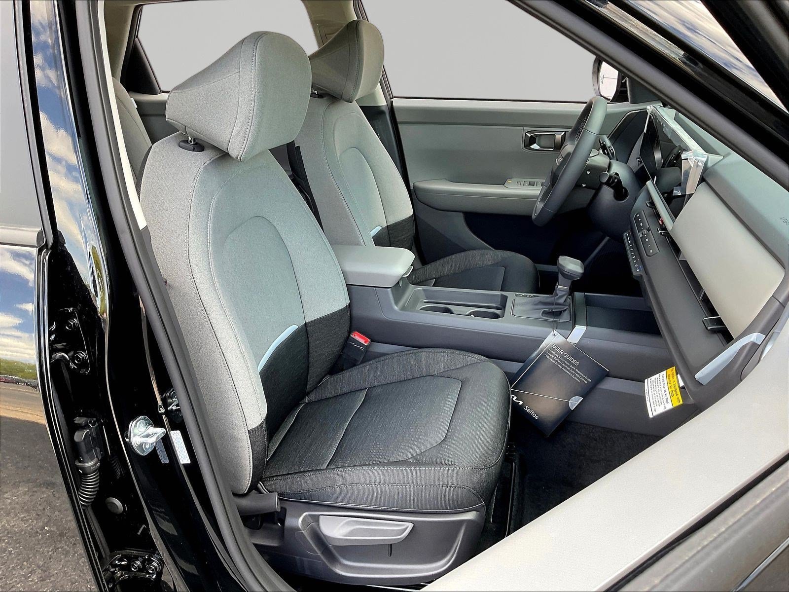 New 2027 Kia Seltos LX AWD/4WD image 19