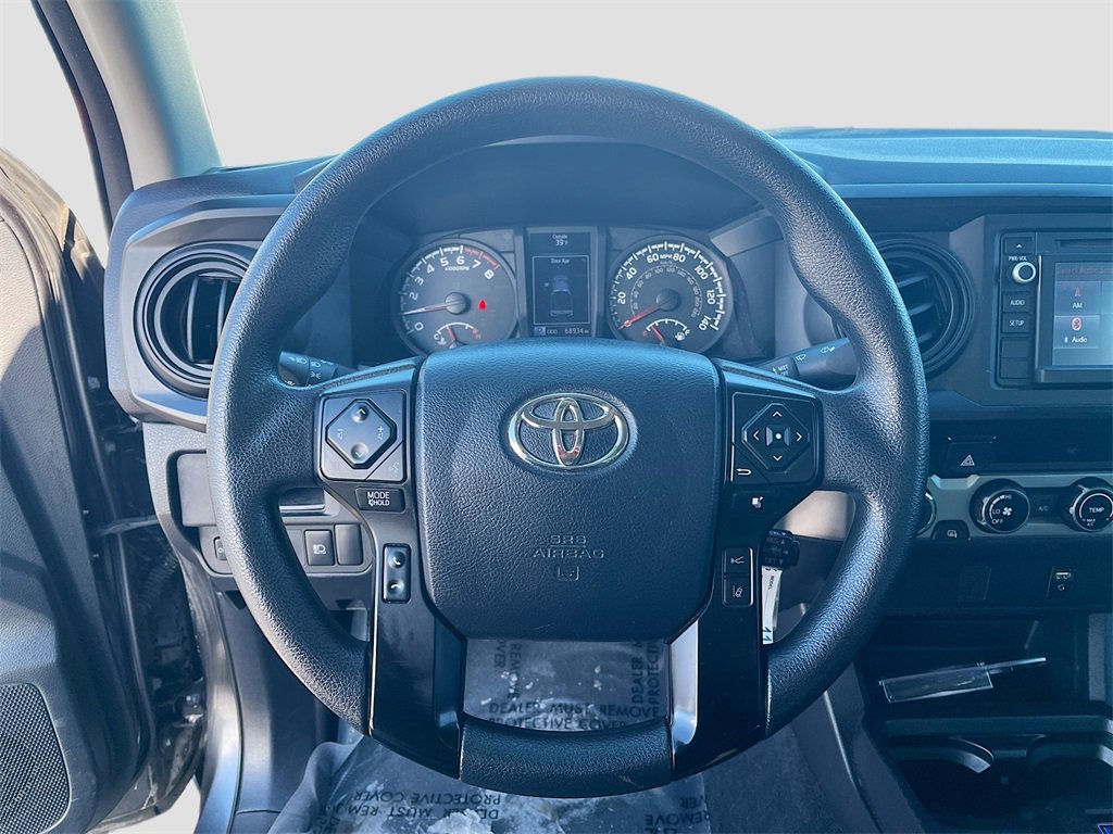 Used 2018 Toyota Tacoma SR image 11
