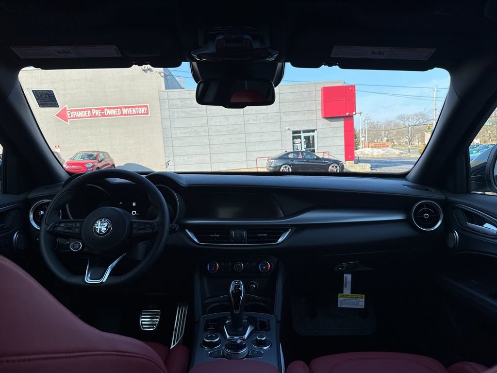 New 2026 Alfa Romeo Stelvio Sprint image 13