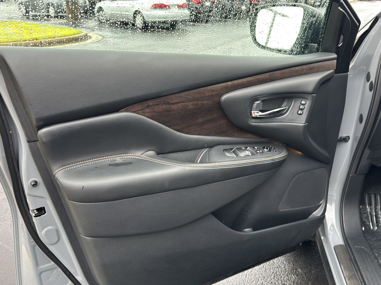 Used 2024 Nissan Murano Platinum w/ Cargo Package image 14