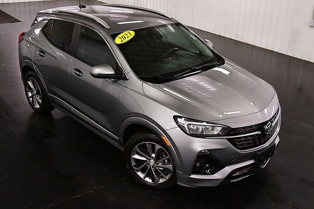 Used 2023 Buick Encore GX Select w/ Sport Touring Package FWD image 12