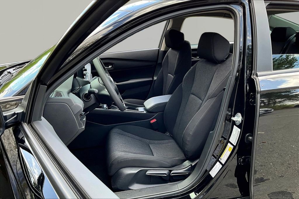 Used 2025 Honda Accord LX image 17