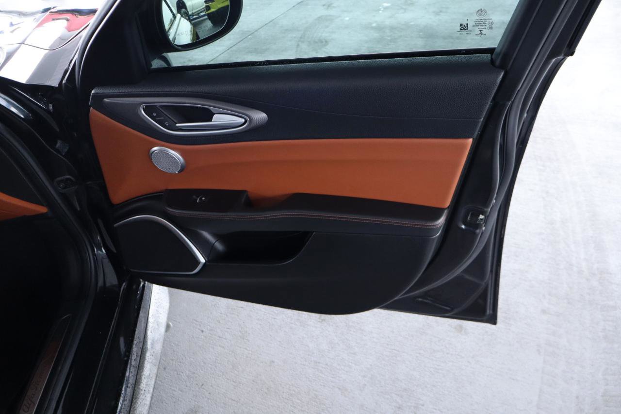 Used 2019 Alfa Romeo Giulia Ti Sport w/ Quick Order Package 22U Sport image 37