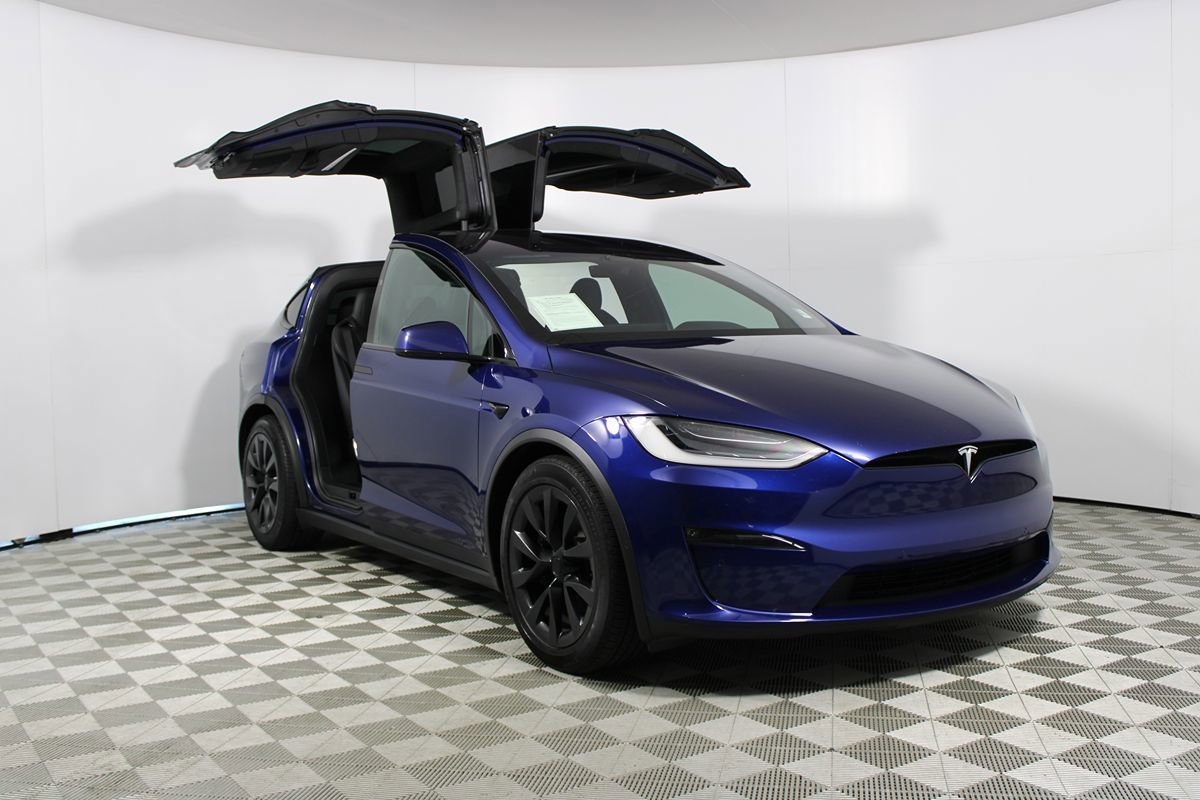 Used 2022 Tesla Model X Plaid image 30