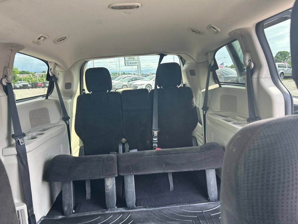 Used 2014 Dodge Grand Caravan SXT FWD image 15