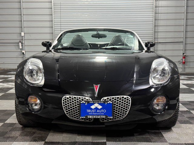 Used 2006 Pontiac Solstice Convertible w/ Premium Package image 3