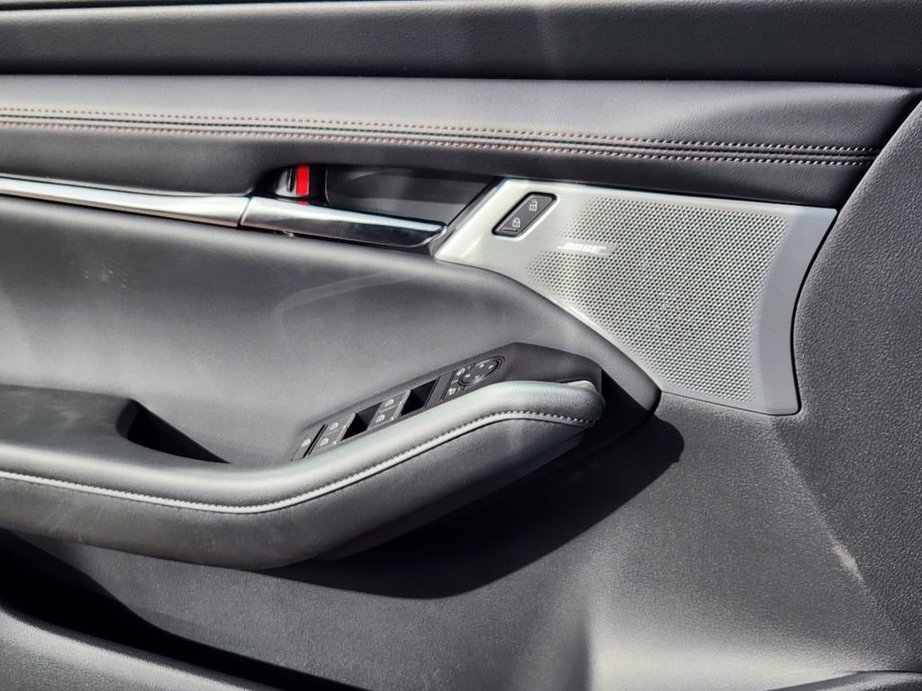 New 2026 MAZDA MAZDA3 2.5 Turbo Sedan w/Premium Plus AWD/4WD image 4
