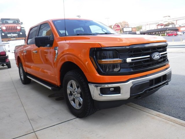Used 2024 Ford F150 XLT w/ Tow/Haul Package image 8