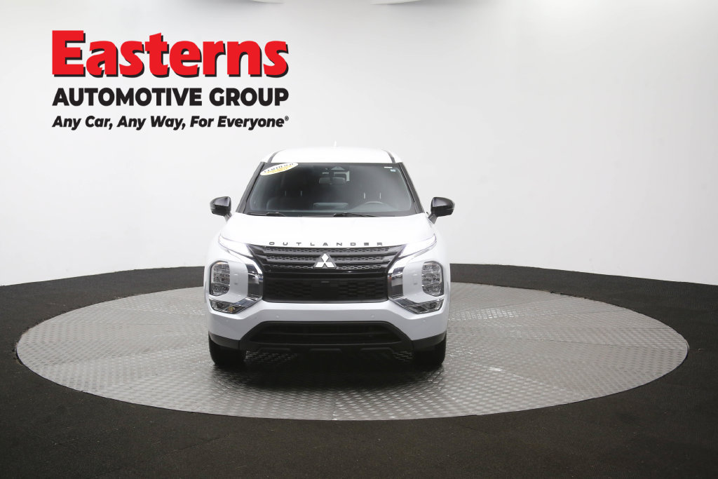 Used 2023 Mitsubishi Outlander SE Black Edition AWD/4WD image 55
