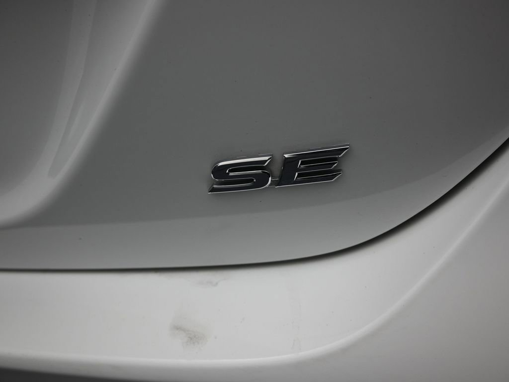 Used 2024 Toyota Camry SE w/ Convenience Package image 36