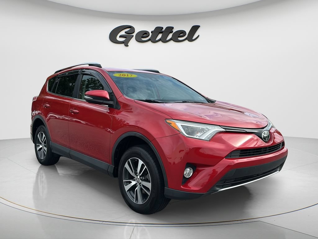 Used 2017 Toyota RAV4 XLE FWD image 3