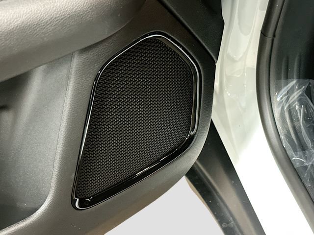 New 2026 Jeep Compass Latitude image 19