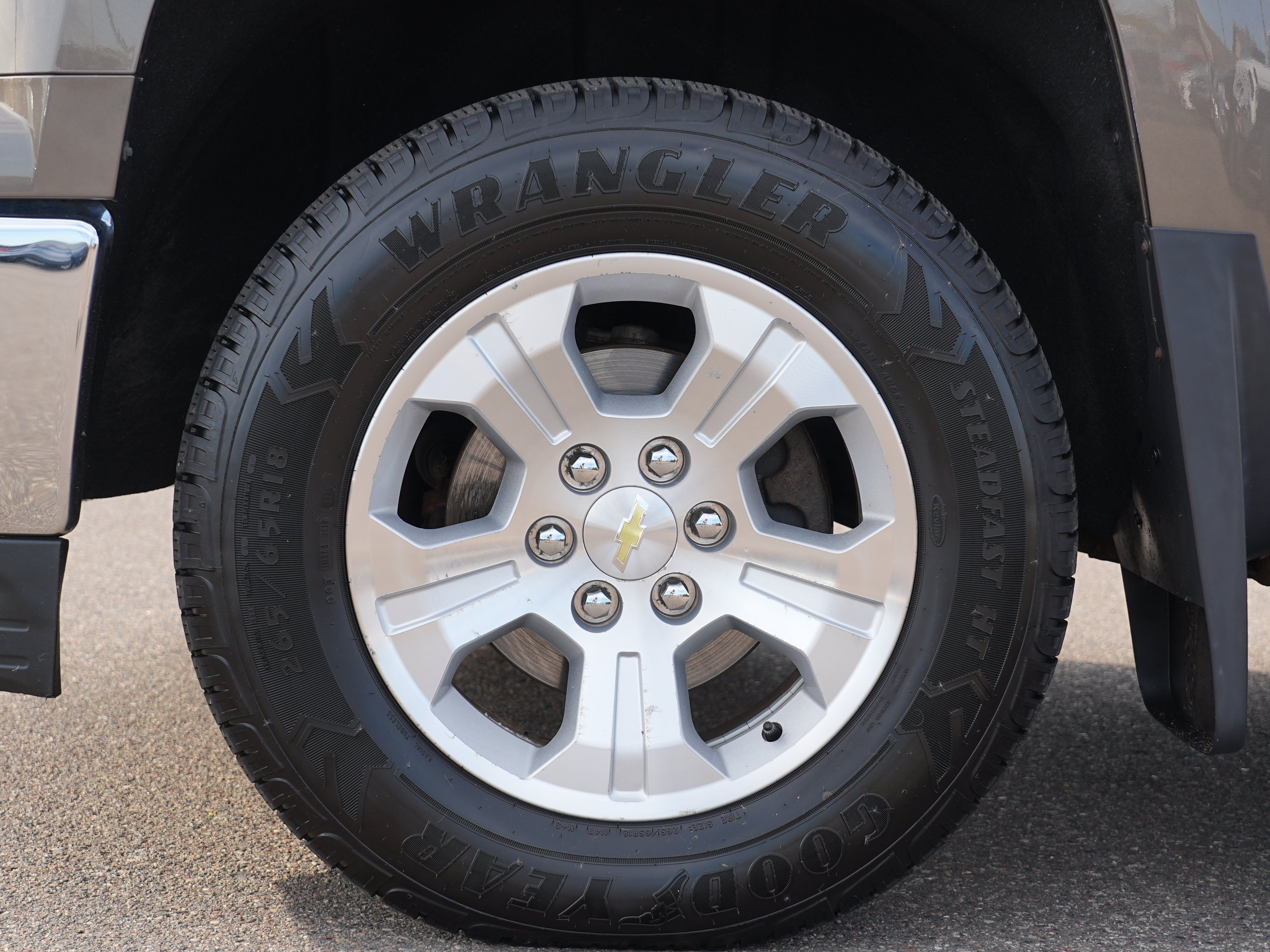 Used 2014 Chevrolet Silverado 1500 LTZ Z71 w/ LTZ Plus Package AWD/4WD image 10