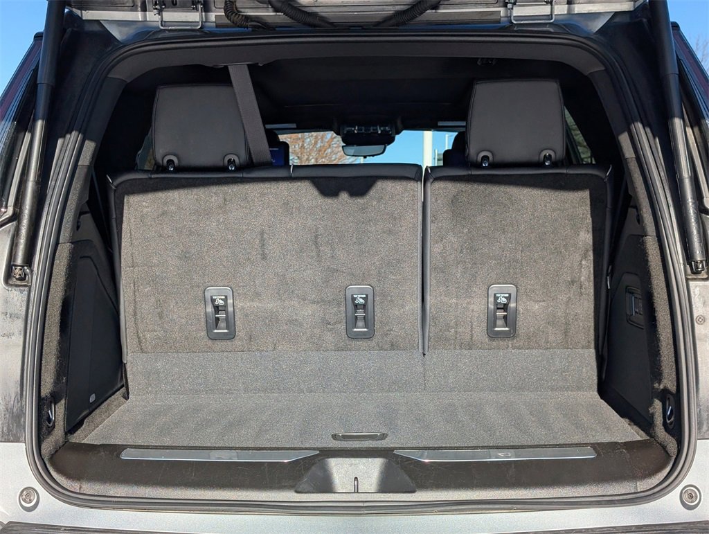 Certified 2025 Cadillac Escalade Premium Luxury image 46