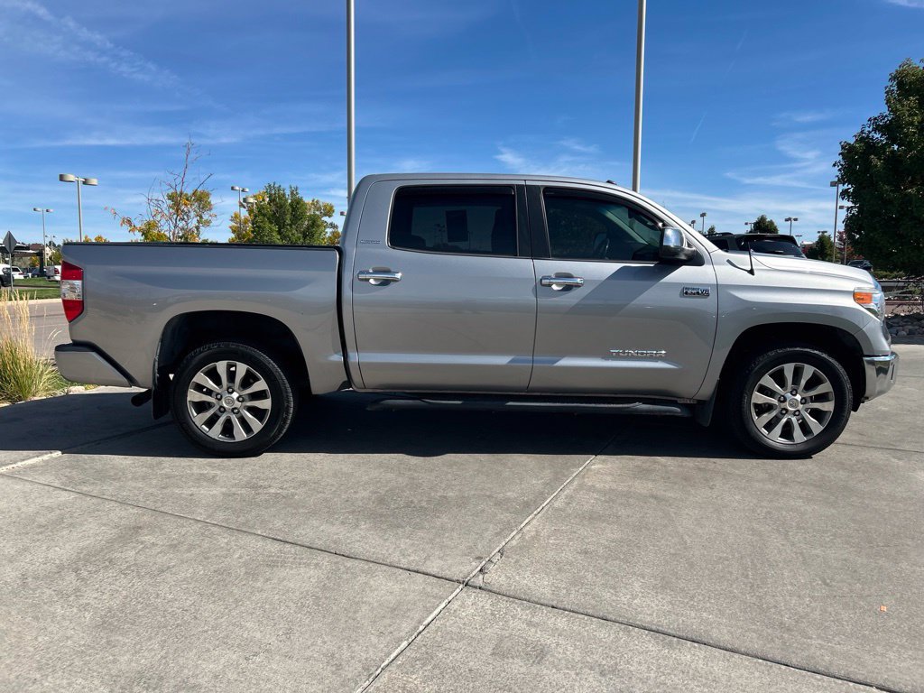 Used 2015 Toyota Tundra Limited w/ Limited Premium Package AWD/4WD image 10