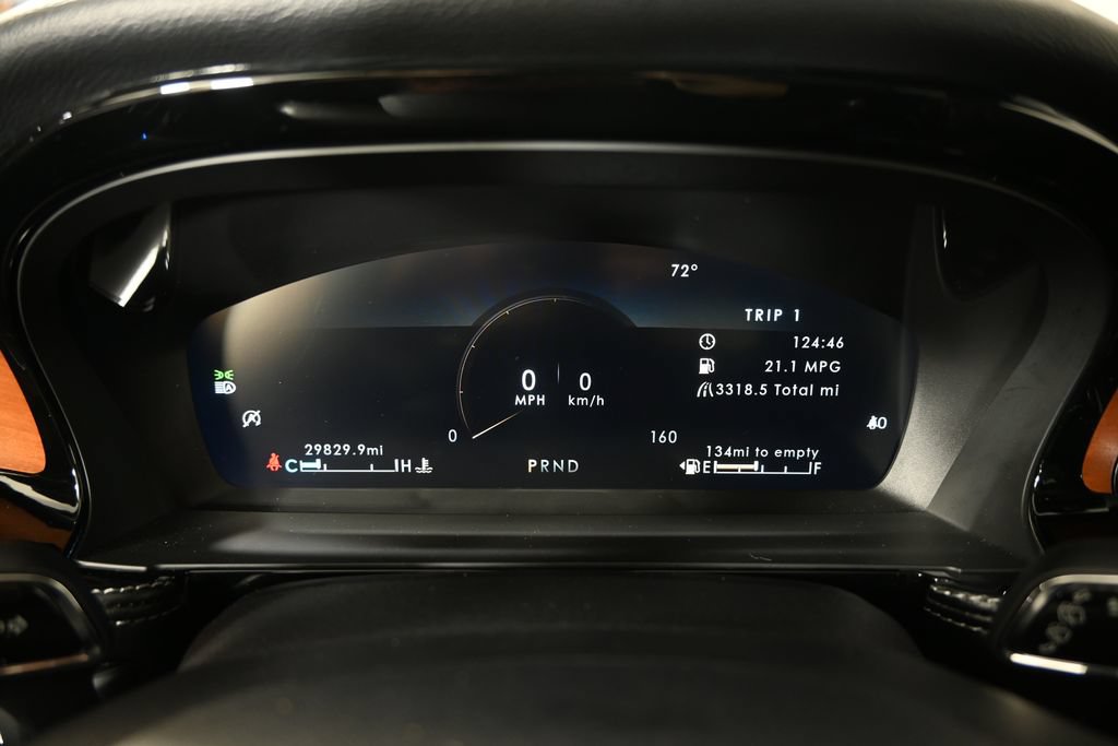 Used 2022 Lincoln Corsair Reserve AWD/4WD image 24