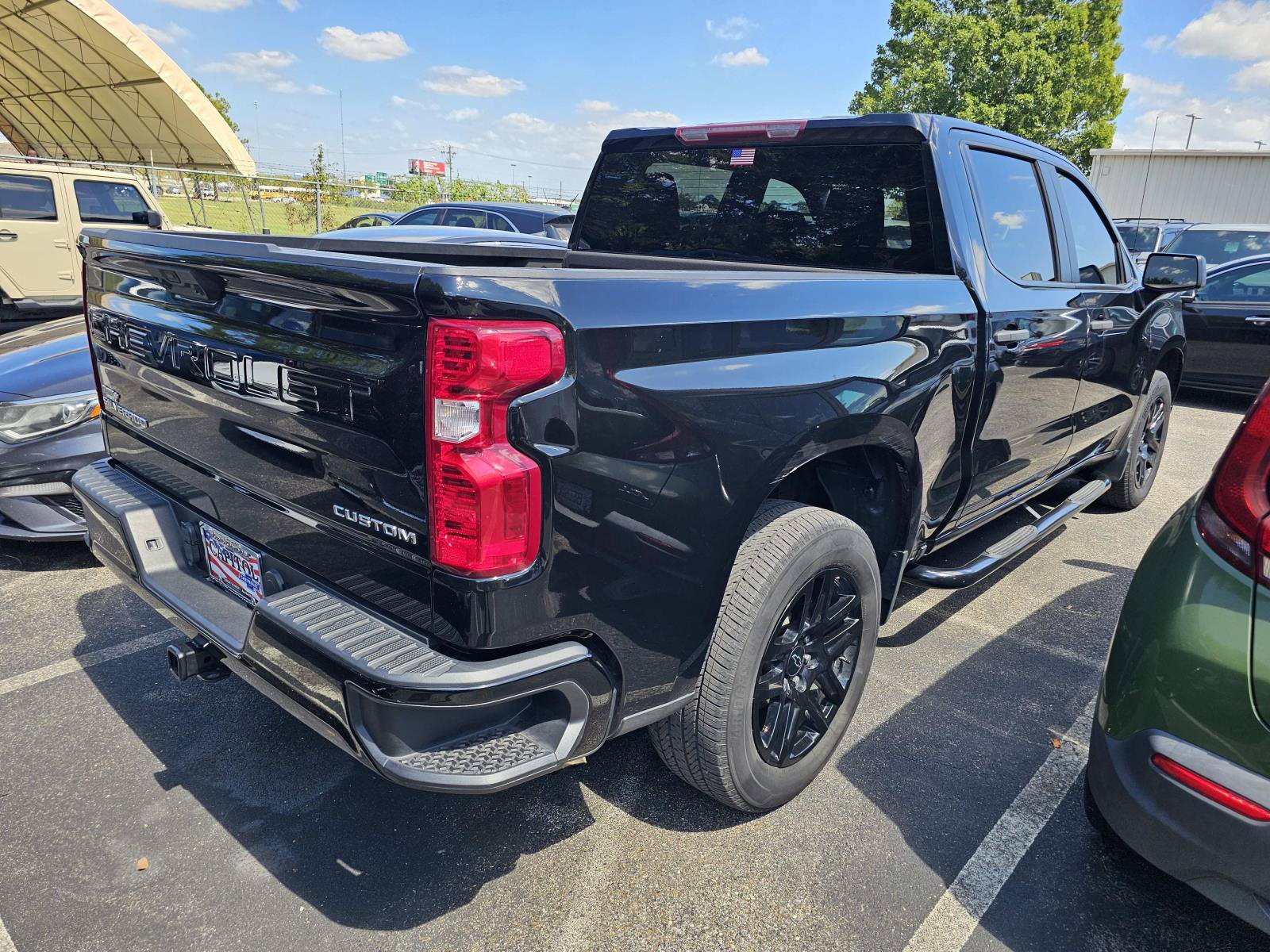 Used 2023 Chevrolet Silverado 1500 Custom RWD image 10