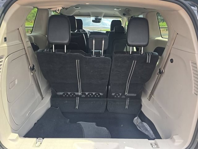Certified 2023 Chrysler Pacifica Touring-L FWD image 14