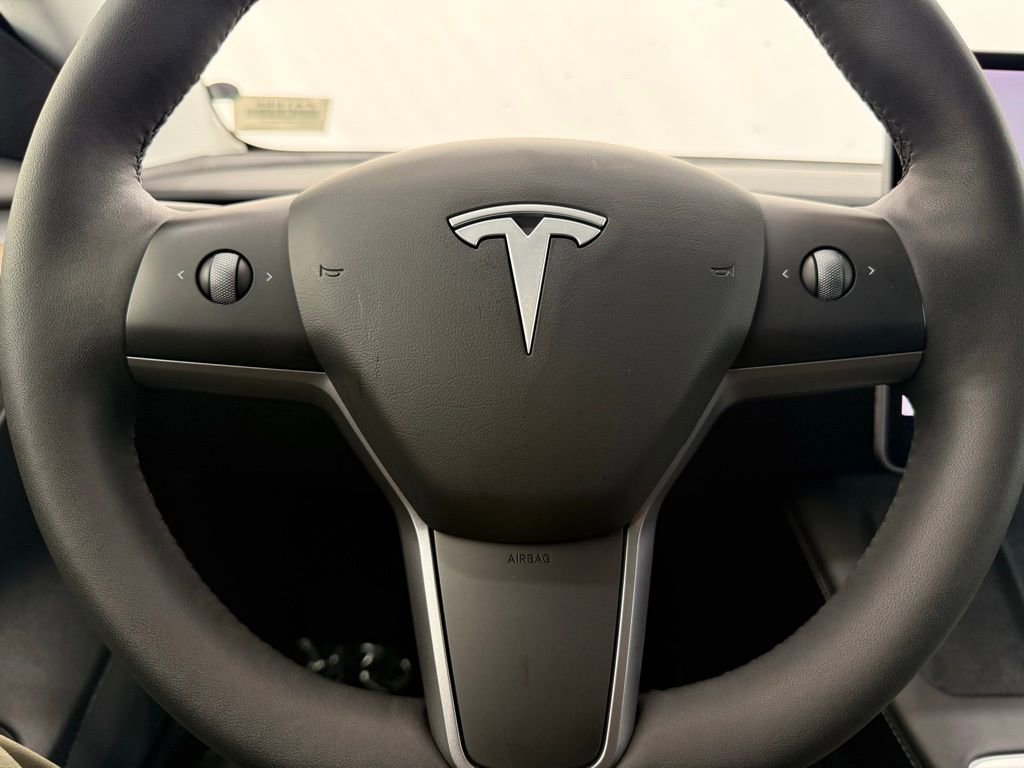 Used 2021 Tesla Model 3 Standard Range Plus image 35