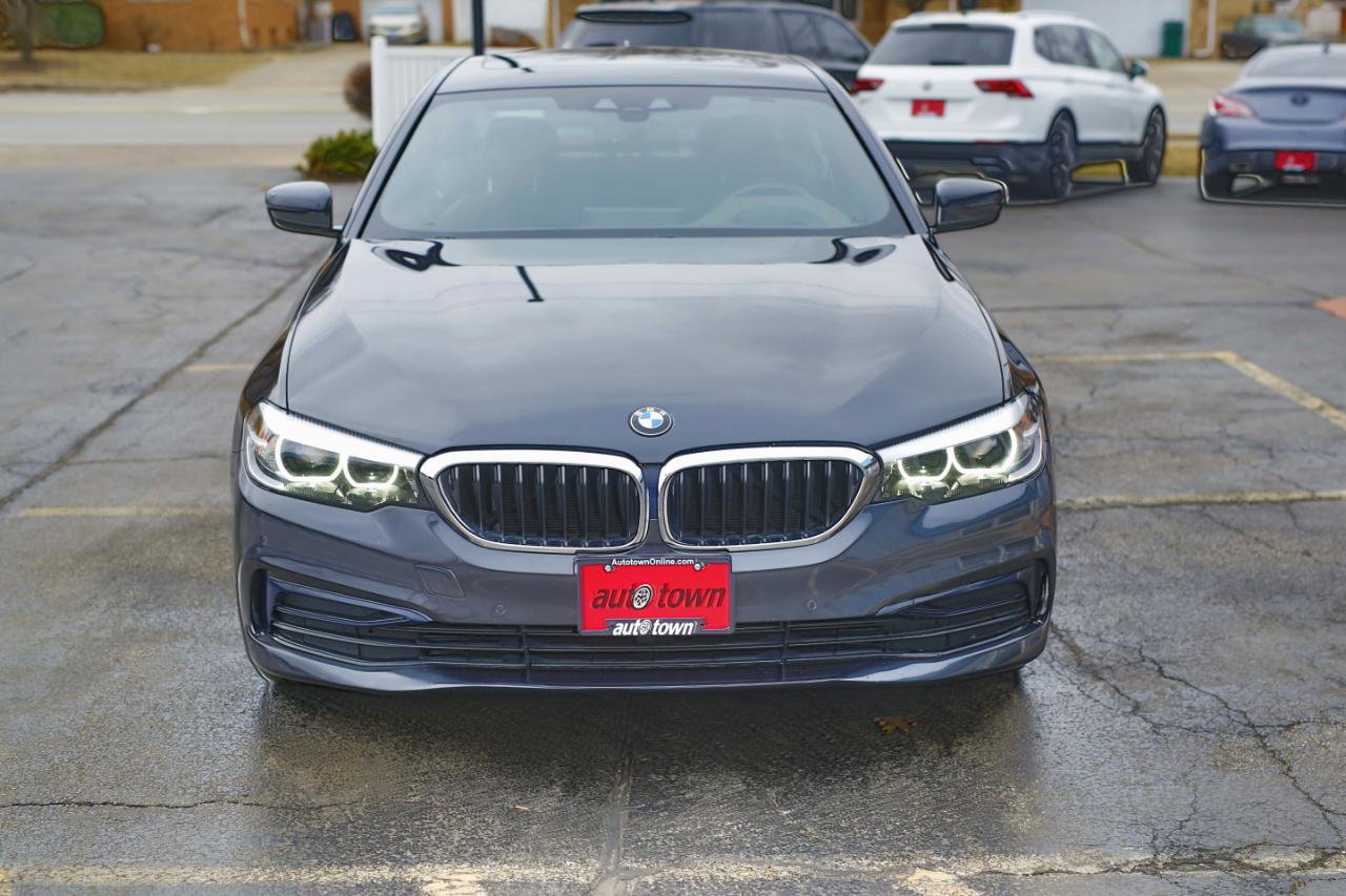 Used 2019 BMW 530i xDrive w/ Convenience Package image 2