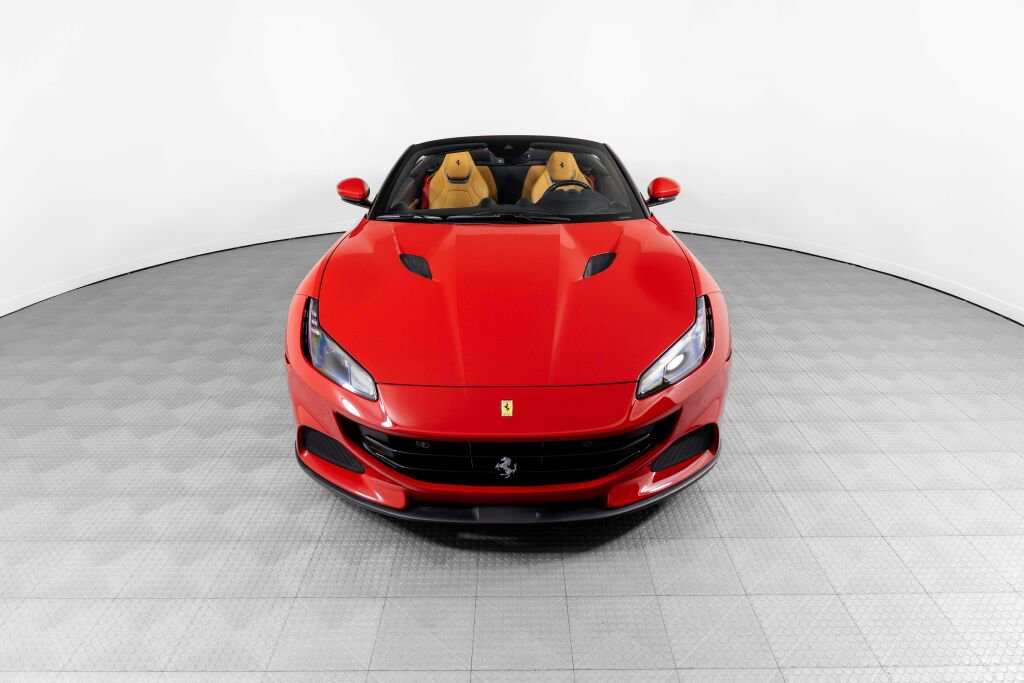 Certified 2022 Ferrari Portofino M image 16