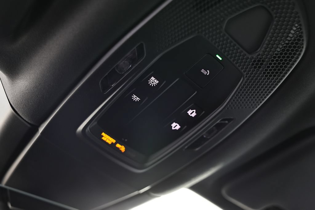 New 2026 Porsche Cayenne Coupe AWD/4WD image 40