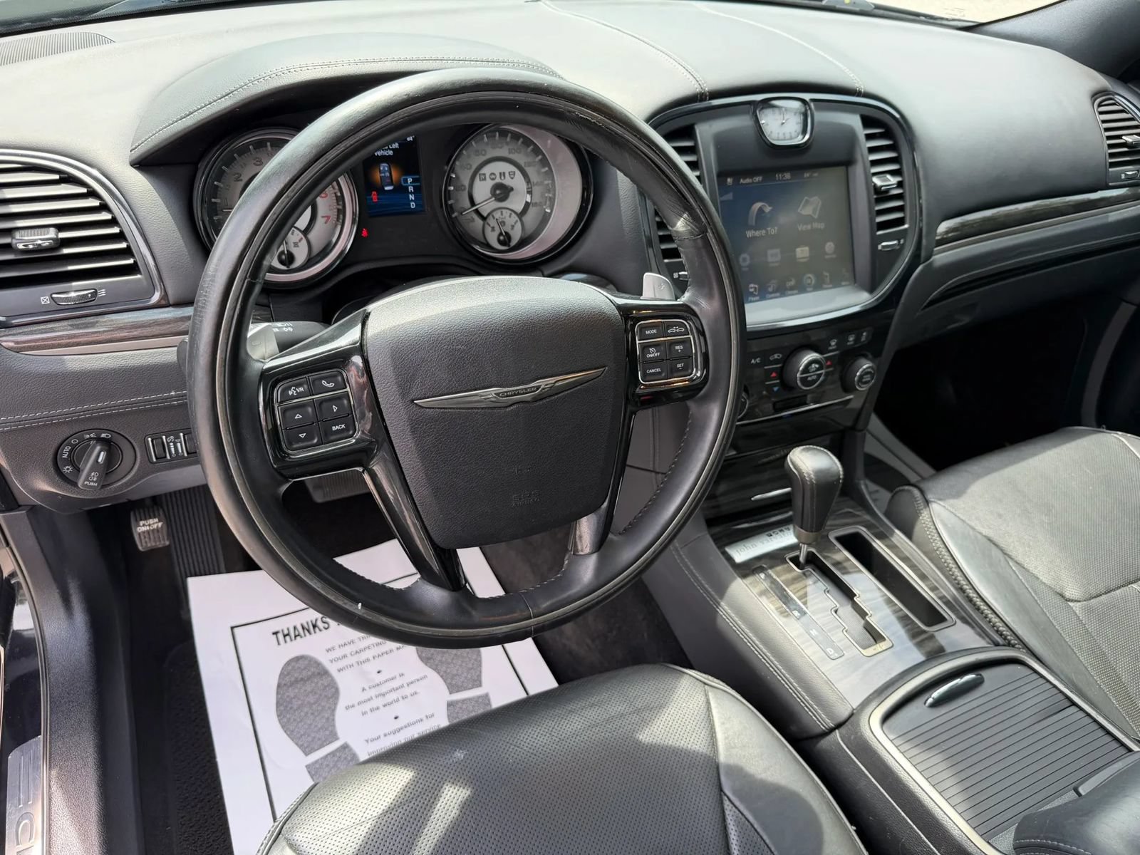 Used 2013 Chrysler 300 C RWD image 15