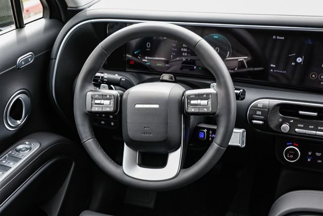New 2026 Hyundai Palisade SEL Premium FWD image 16