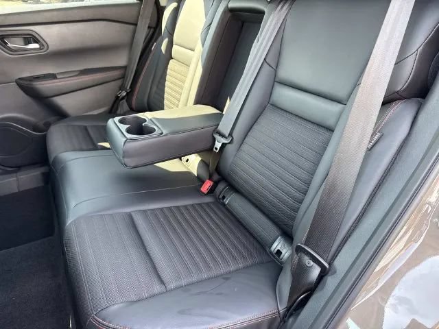 Used 2026 Nissan Rogue SV w/ Rock Creek Premium Package AWD/4WD image 22