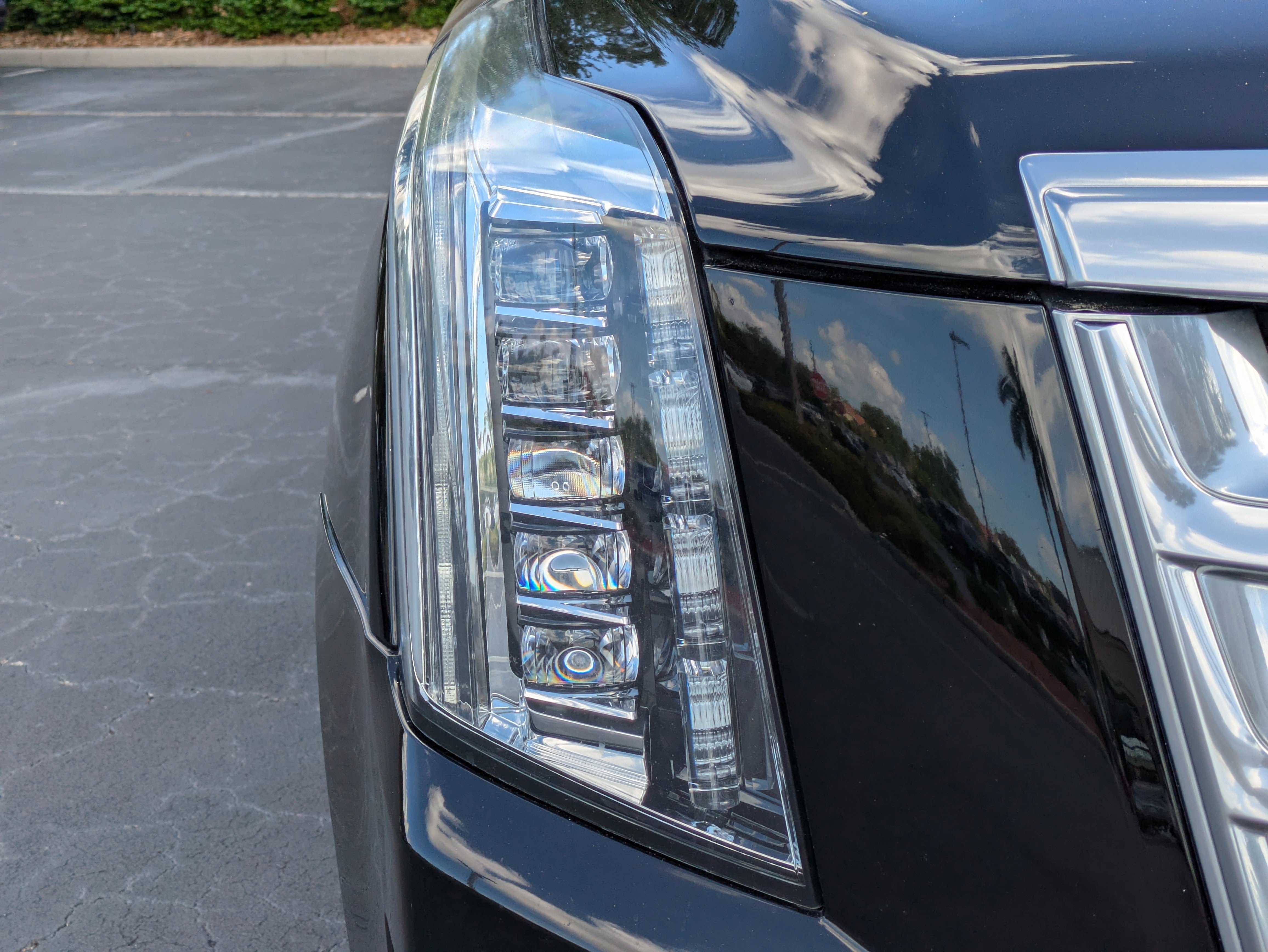 Used 2018 Cadillac Escalade 2WD image 9