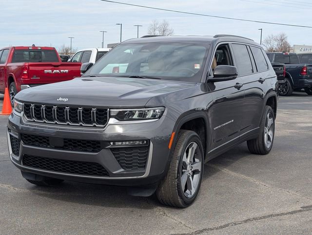 New 2026 Jeep Cherokee Overland w/ Advanced Pro Tech Group AWD/4WD image 4
