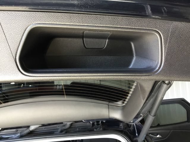 Used 2020 Chevrolet Blazer LT FWD image 46