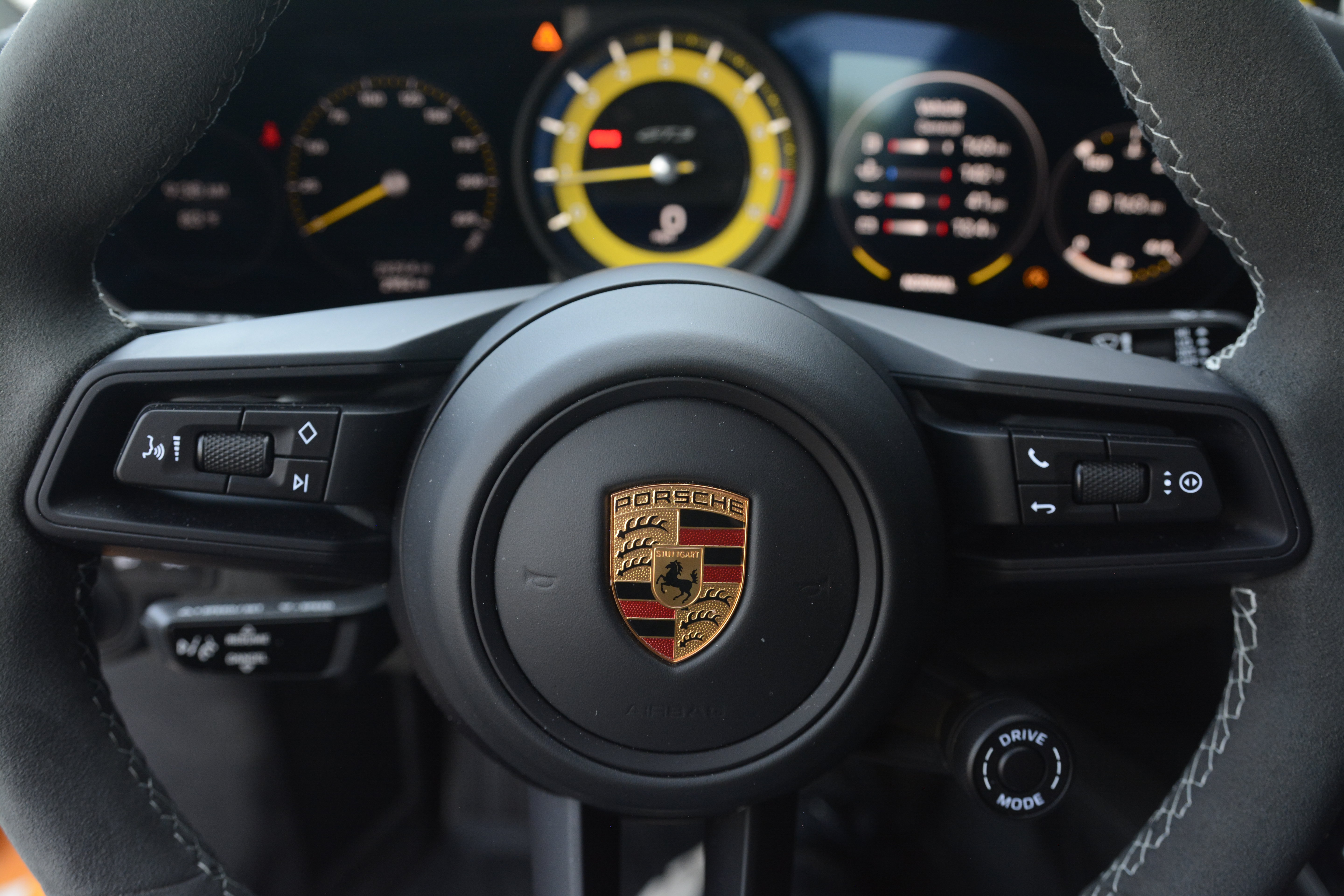 Certified 2022 Porsche 911 GT3 RWD image 18
