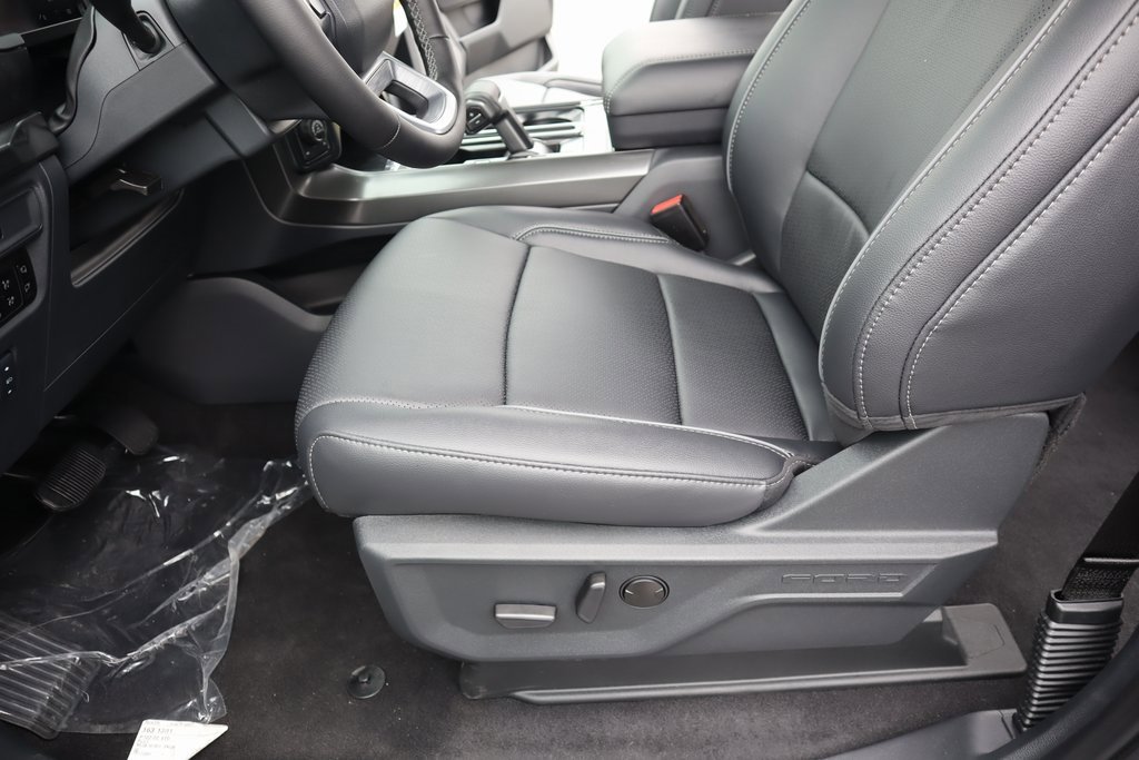 New 2025 Ford F150 Lariat w/ FX4 Off-Road Package image 13