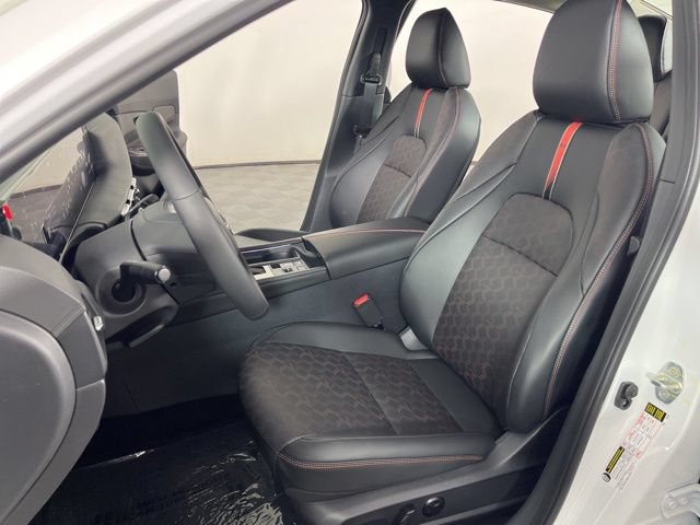 New 2026 Nissan Sentra SR w/ SR Premium Package FWD image 19