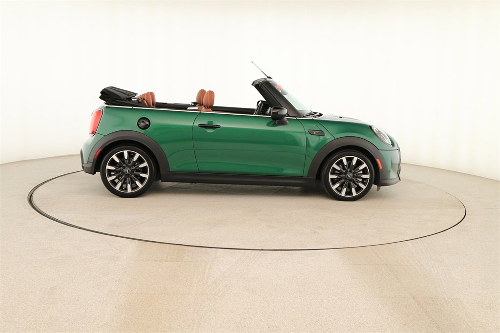 Used 2024 MINI Cooper S w/ Signature Upholstery Package image 8