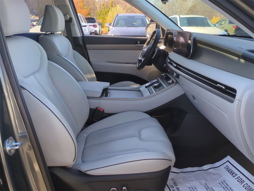 Used 2023 Hyundai Palisade SEL w/ Premium Package image 28