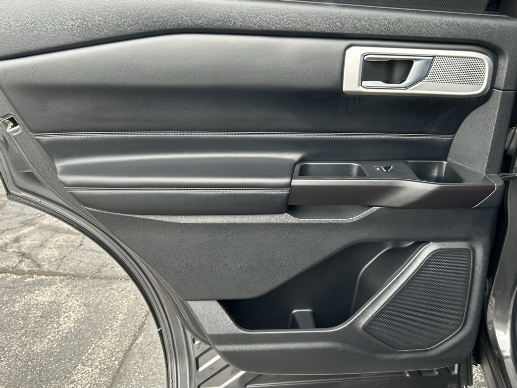 Used 2020 Ford Explorer ST image 17