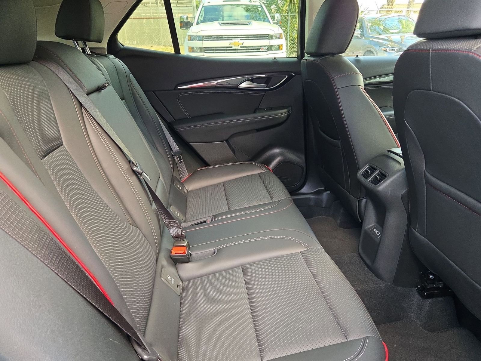 Used 2023 Buick Envision Essence w/ Sport Touring Package image 28