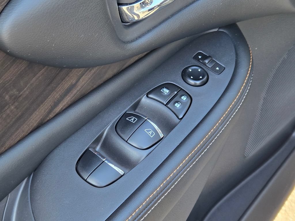 Used 2023 Nissan Murano Platinum w/ Cargo Package FWD image 29
