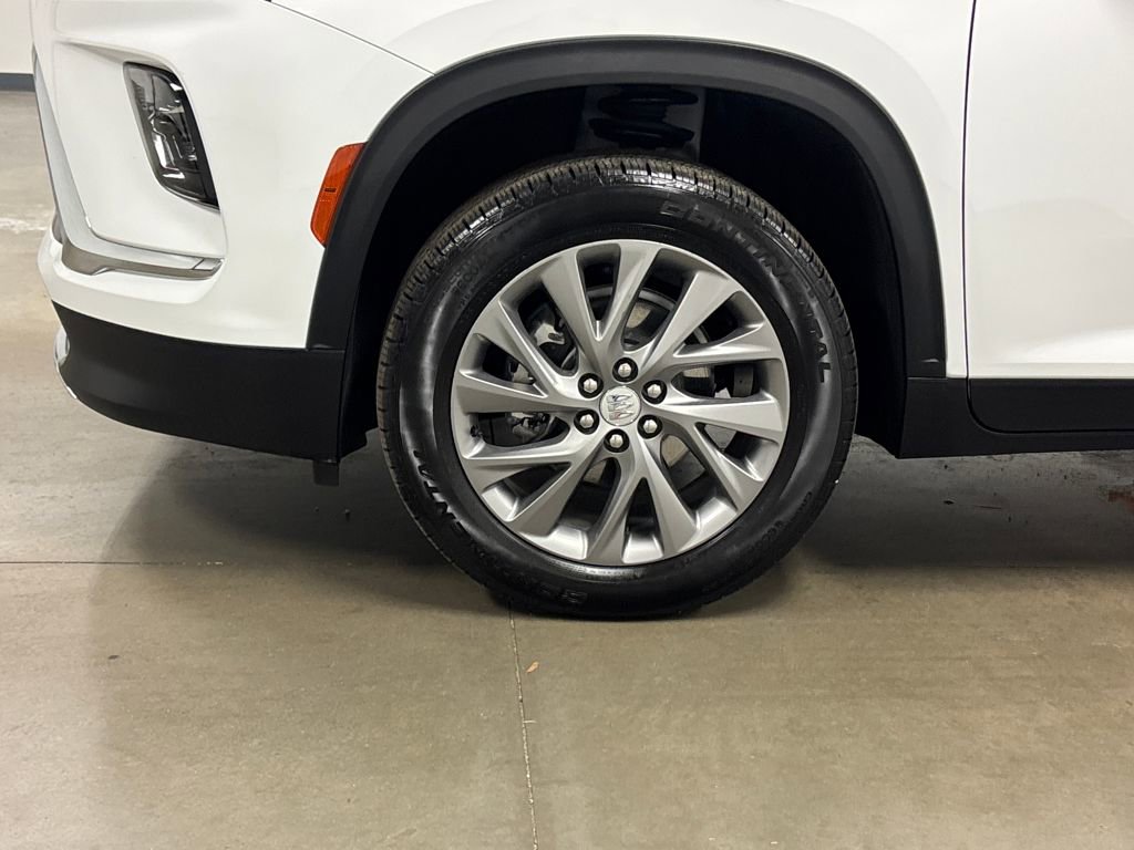 Certified 2025 Buick Enclave Preferred image 11