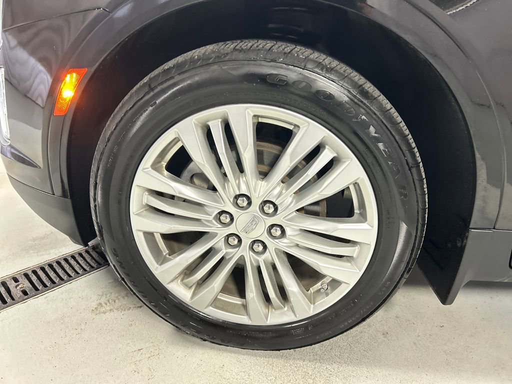 Used 2019 Cadillac XT5 Premium Luxury AWD/4WD image 9